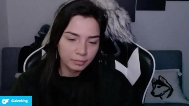 Image 12 of wolfs_daughter Stream on Chaturbate on 13 months ago