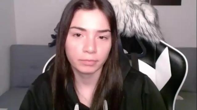 Image 12 of wolfs_daughter Stream on Chaturbate on 13 days ago