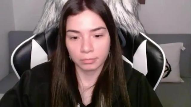Image 11 of wolfs_daughter Stream on Chaturbate on 11 days ago