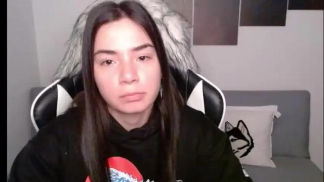 Image 4 of wolfs_daughter Stream on Chaturbate on 1 month ago