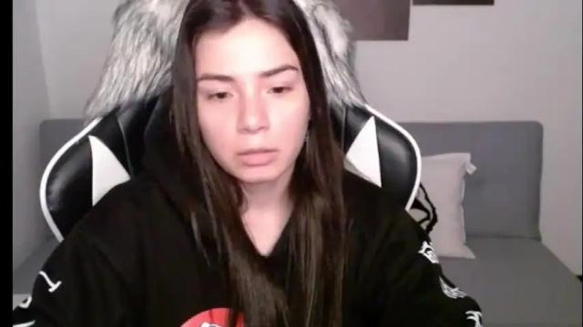 Image 12 of wolfs_daughter Stream on Chaturbate on 1 month ago