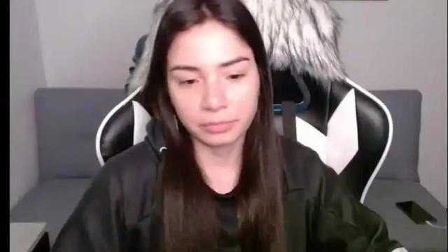 Image 3 of wolfs_daughter Stream on Chaturbate on 1 month ago
