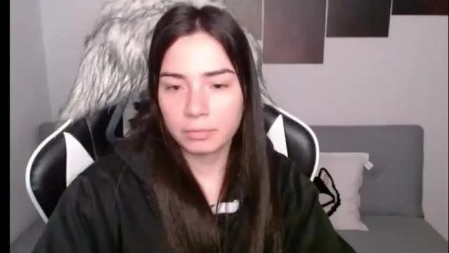 Image 3 of wolfs_daughter Stream on Chaturbate on 1 month ago