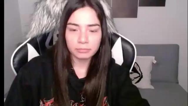 Image 12 of wolfs_daughter Stream on Chaturbate on 1 month ago
