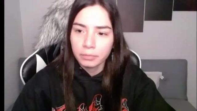 Image 4 of wolfs_daughter Stream on Chaturbate on 1 month ago