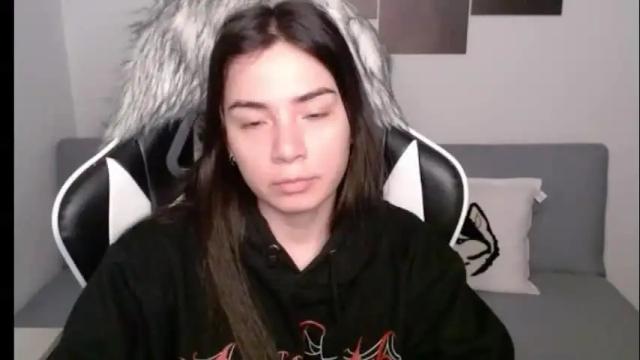Image 4 of wolfs_daughter Stream on Chaturbate on 1 month ago