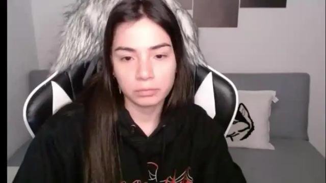 Image 6 of wolfs_daughter Stream on Chaturbate on 1 month ago