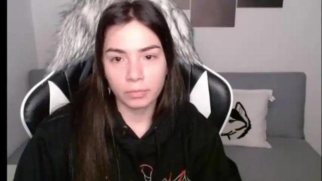 Image 8 of wolfs_daughter Stream on Chaturbate on 1 month ago