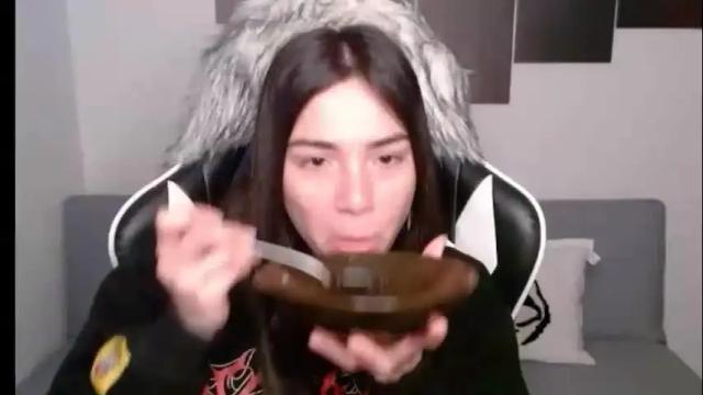 Image 3 of wolfs_daughter Stream on Chaturbate on 1 month ago
