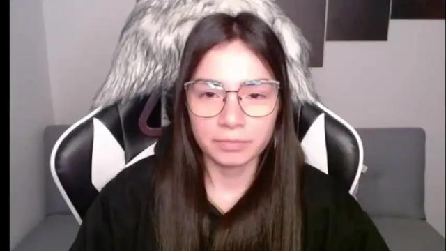 Image 8 of wolfs_daughter Stream on Chaturbate on 29 days ago