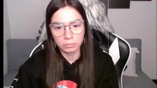 Image 10 of wolfs_daughter Stream on Chaturbate on 17 days ago