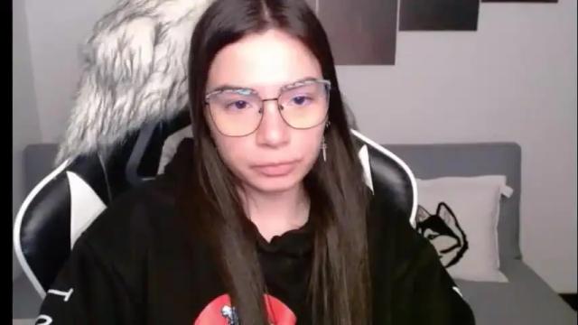 Image 11 of wolfs_daughter Stream on Chaturbate on 17 days ago