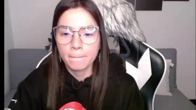 Image 6 of wolfs_daughter Stream on Chaturbate on 17 days ago