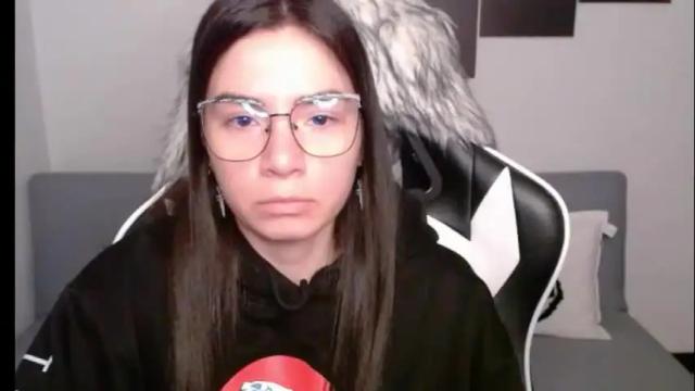 Image 7 of wolfs_daughter Stream on Chaturbate on 17 days ago