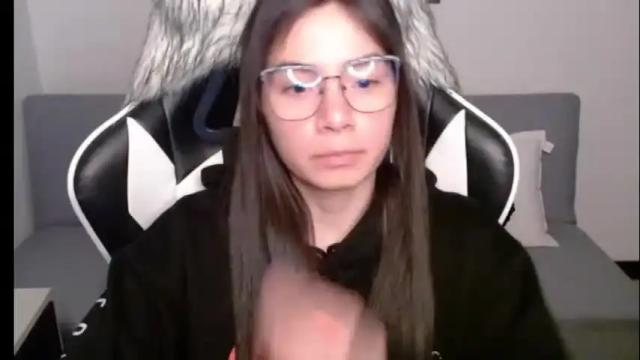 Image 4 of wolfs_daughter Stream on Chaturbate on 16 days ago