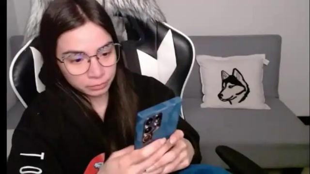 Image 10 of wolfs_daughter Stream on Chaturbate on 17 days ago