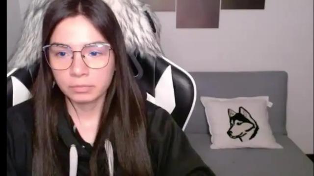Image 4 of wolfs_daughter Stream on Chaturbate on 11 days ago
