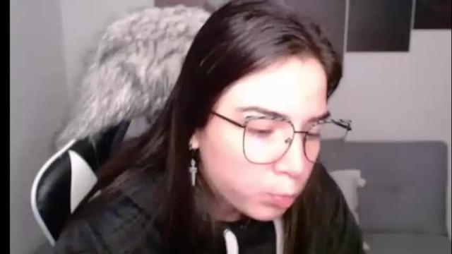 Image 10 of wolfs_daughter Stream on Chaturbate on 8 days ago