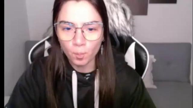 Image 11 of wolfs_daughter Stream on Chaturbate on 8 days ago