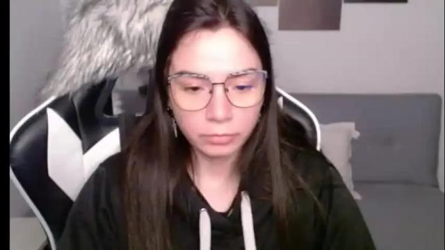 Image 6 of wolfs_daughter Stream on Chaturbate on 8 days ago