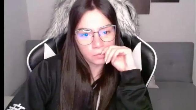 Image 12 of wolfs_daughter Stream on Chaturbate on 7 days ago