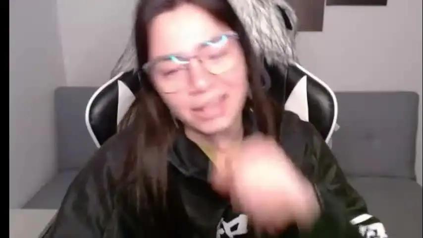 wolfs_daughter Chaturbate