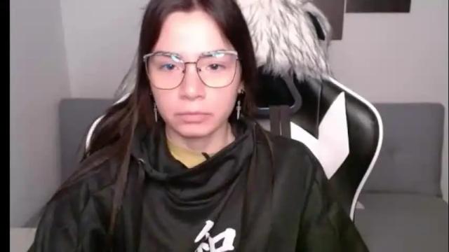 Image 12 of wolfs_daughter Stream on Chaturbate on 6 days ago