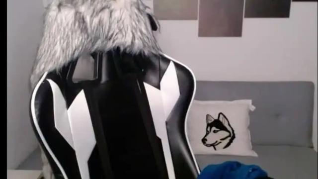 Image 3 of wolfs_daughter Stream on Chaturbate on 6 days ago