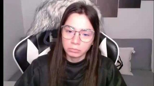 Image 4 of wolfs_daughter Stream on Chaturbate on 4 days ago