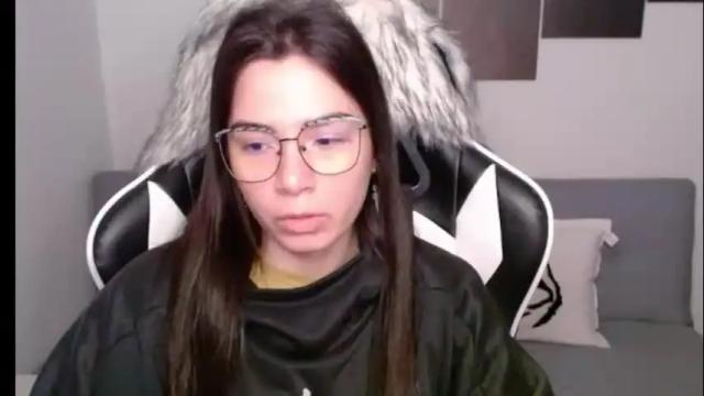 Image 8 of wolfs_daughter Stream on Chaturbate on 4 days ago