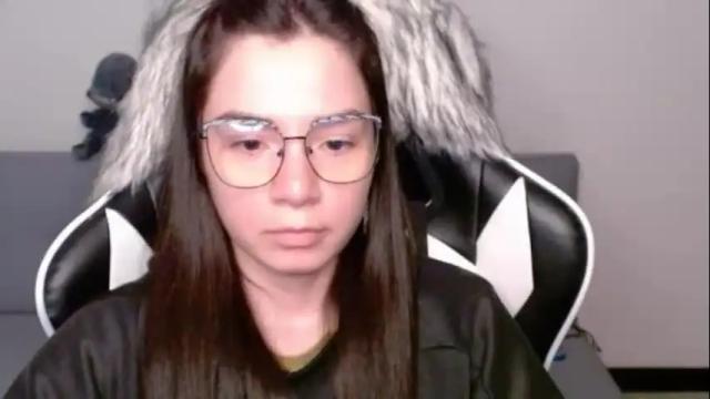 Image 4 of wolfs_daughter Stream on Chaturbate on 1 month ago