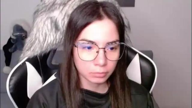 Image 3 of wolfs_daughter Stream on Chaturbate on 1 month ago