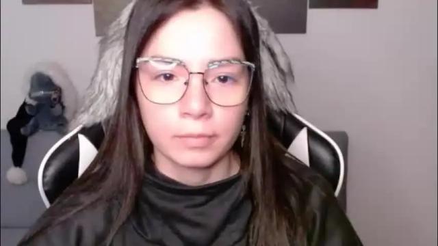 Image 6 of wolfs_daughter Stream on Chaturbate on 1 month ago