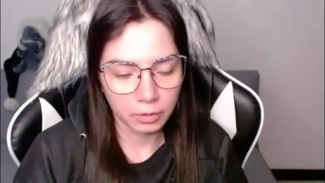 Image 3 of wolfs_daughter Stream on Chaturbate on 1 month ago