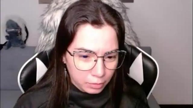 Image 8 of wolfs_daughter Stream on Chaturbate on 1 month ago