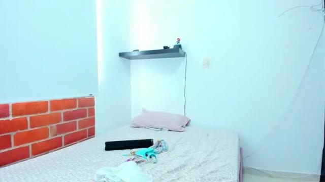 Image 10 of wonderfullalice17 Stream on Chaturbate on 14 months ago