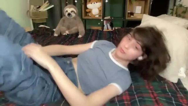 Image 12 of wonderland_stia Stream on Chaturbate on 12 months ago