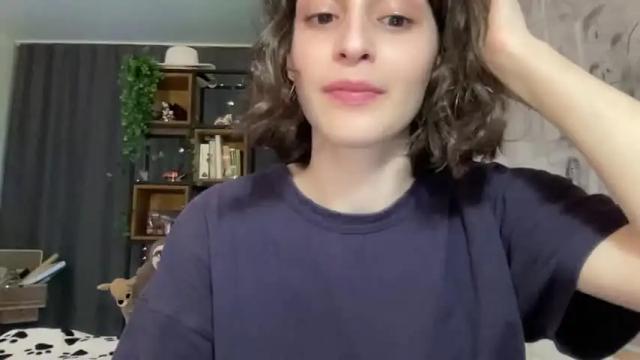 Image 12 of wonderland_stia Stream on Chaturbate on 12 months ago