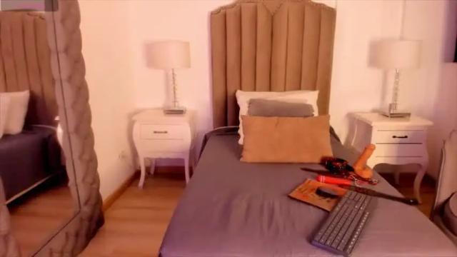 Image 4 of wonderwoman02 Stream on Chaturbate on 18 months ago