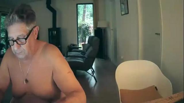 Image 10 of woodwurm Stream on Chaturbate on 11 days ago