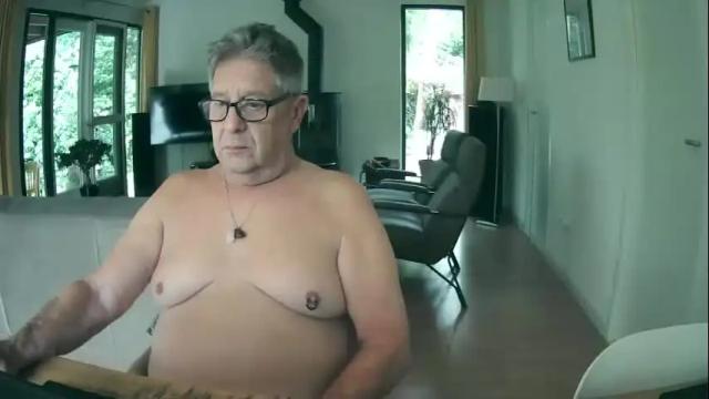 Image 6 of woodwurm Stream on Chaturbate on 2 days ago