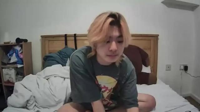 Image 11 of wooshiesushie Stream on Chaturbate on 15 months ago