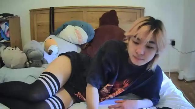 Image 4 of wooshiesushie Stream on Chaturbate on 14 months ago