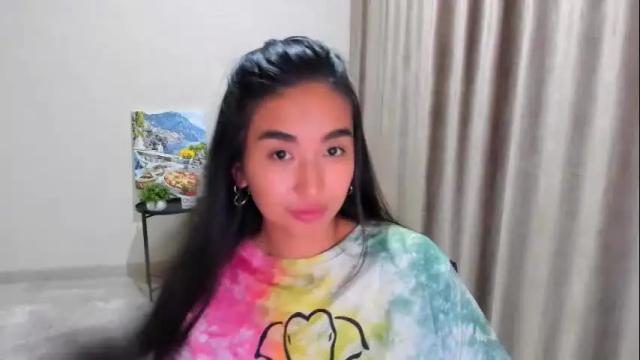 Image 6 of worldofkim Stream on Chaturbate on 4 months ago