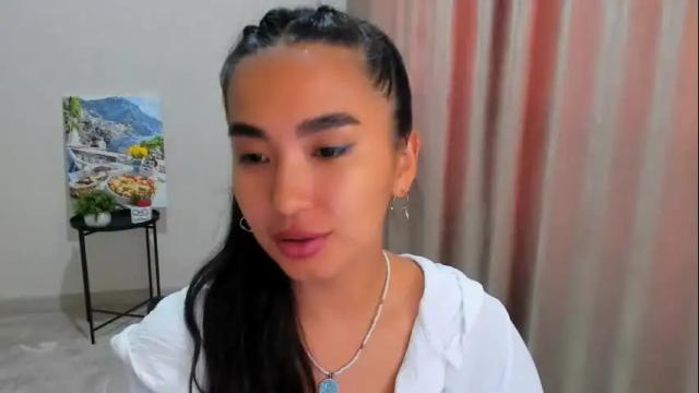 Image 2 of worldofkim Stream on Chaturbate on 4 months ago