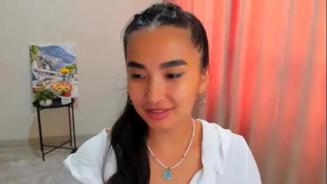 Image 8 of worldofkim Stream on Chaturbate on 4 months ago