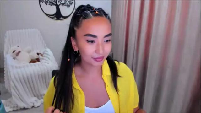 Image 6 of worldofkim Stream on Chaturbate on 3 months ago