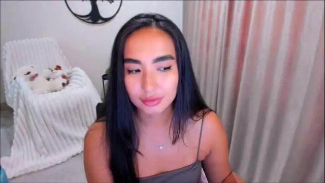 Image 11 of worldofkim Stream on Chaturbate on 3 months ago