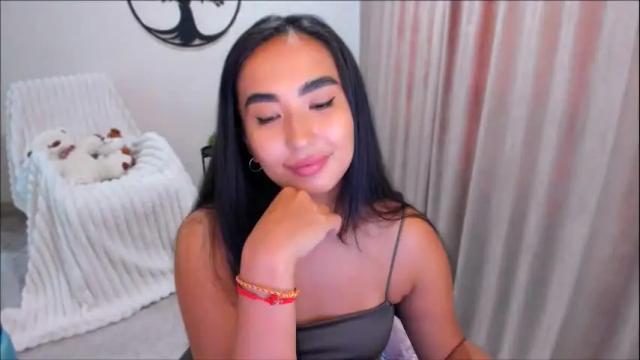 Image 12 of worldofkim Stream on Chaturbate on 3 months ago