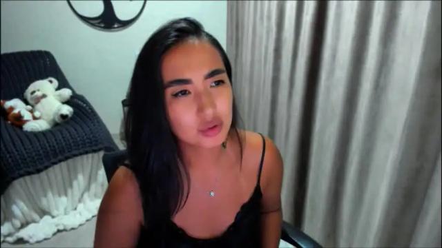 Image 10 of worldofkim Stream on Chaturbate on 3 months ago